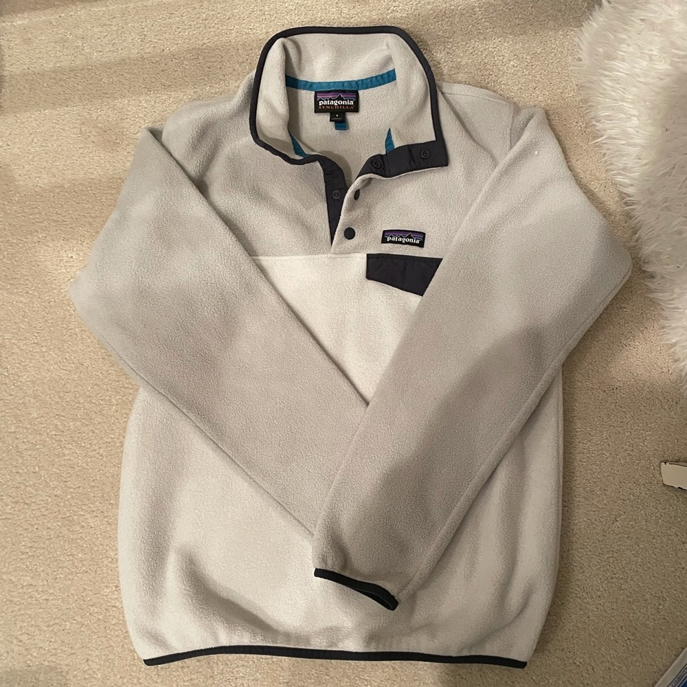Patagonia Women’s Lightweight Snap-T Fleece Pullover! Size S